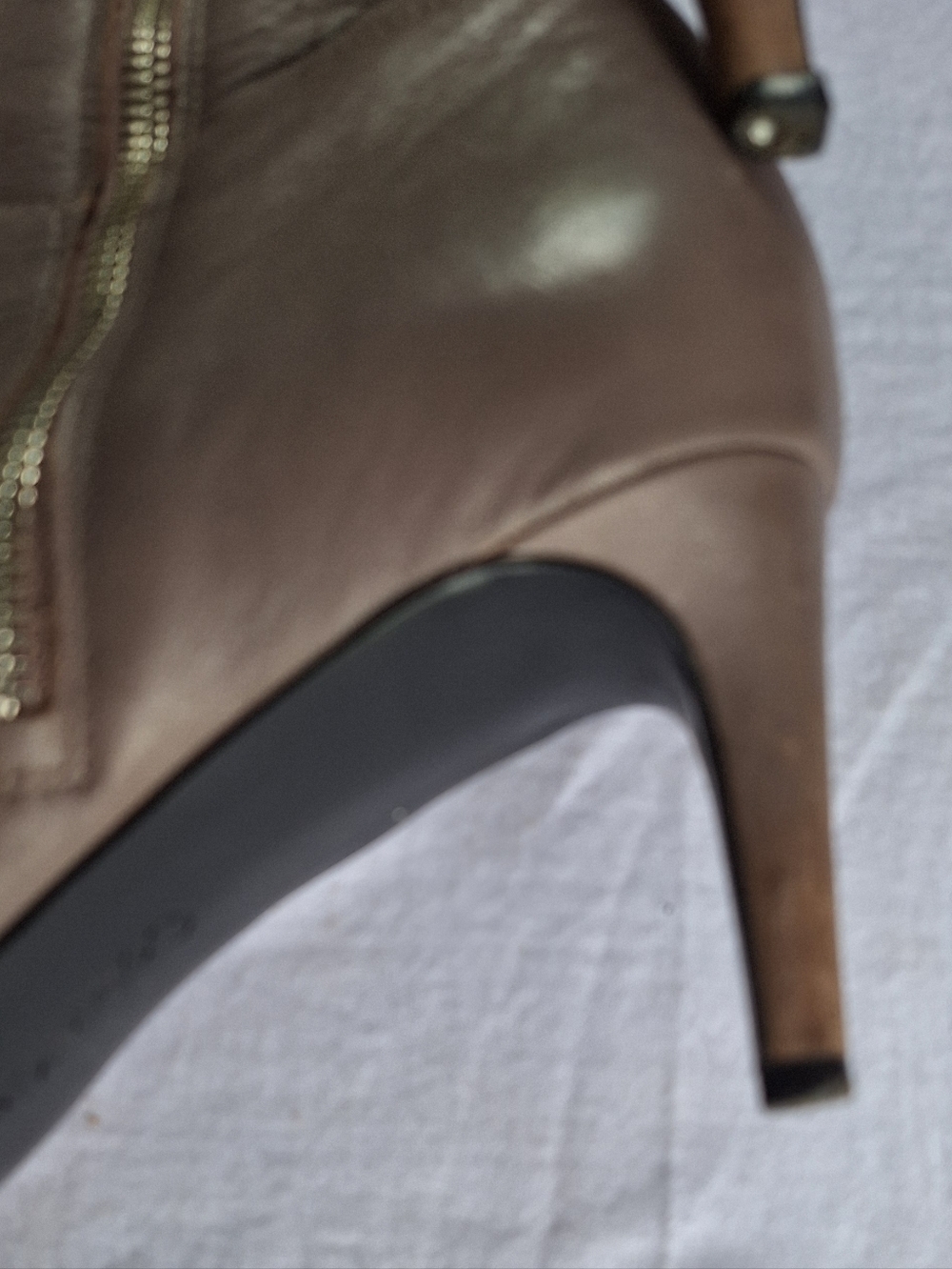 Calvin Klein Leather Knee High Boots Taupe Zip Heel Dress Boots Size 9 - Picture 4 of 7